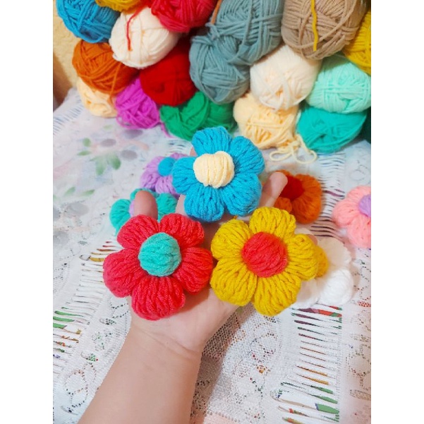 Set 10 pin cài hoa len 8cm, được chọn màu