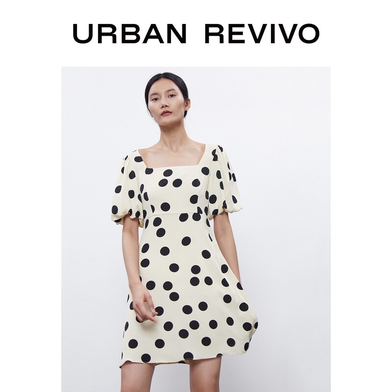 Đầm chấm bi lụa Urban Revivo