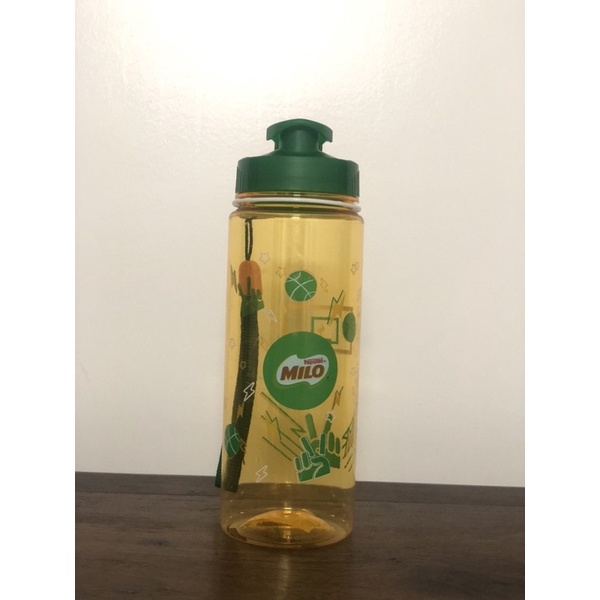 BÌNH ĐỰNG NƯỚC MILO 700ML - CHẤT LIỆU NHỰA AN TOÀN KHÔNG ĐỘC HẠI