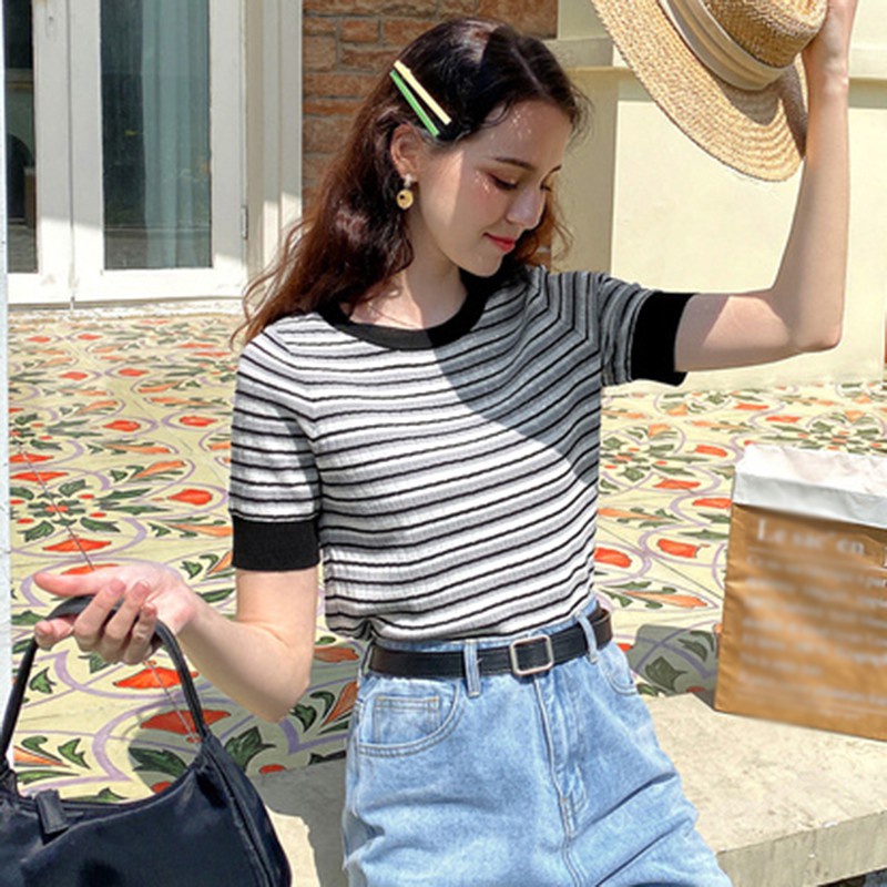 Áo Dệt Kim Tay Ngắn Hoạ Tiết Kẻ Sọc Phong Cách Hàn Quốc