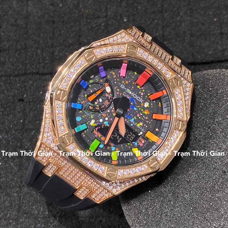 Đồng hồ nam Casio G-Shock GA-2100-1A4DR đính đá cầu vồng