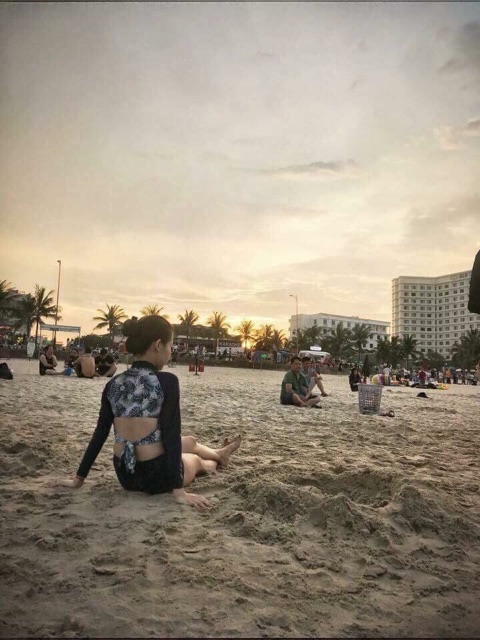(Có sẵn) bikini/đồ bơi đi biển dài tay buộc nơ lưng hoạ tiết