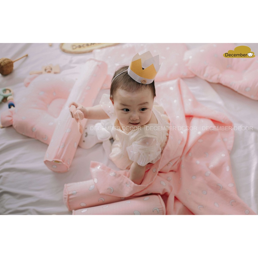 GỐI XÔ HQ SIÊU MỀM MỊN CHO BÉ SƠ SINH DECEMBER HỌA TIẾT ĐÁM MÂY HỒNG