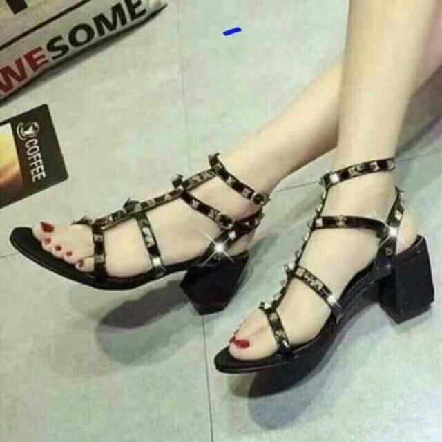 Sandal valentino