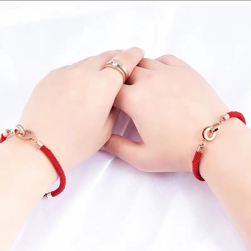Vòng Tay Dây Đôi Bằng Thép Titan Mạ Vàng 18K Phong Cách Âu Mỹ Sang Trọng Cho Nữ