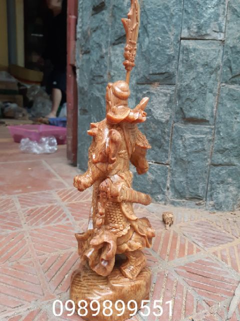 Tượng quan công Quân vân trường