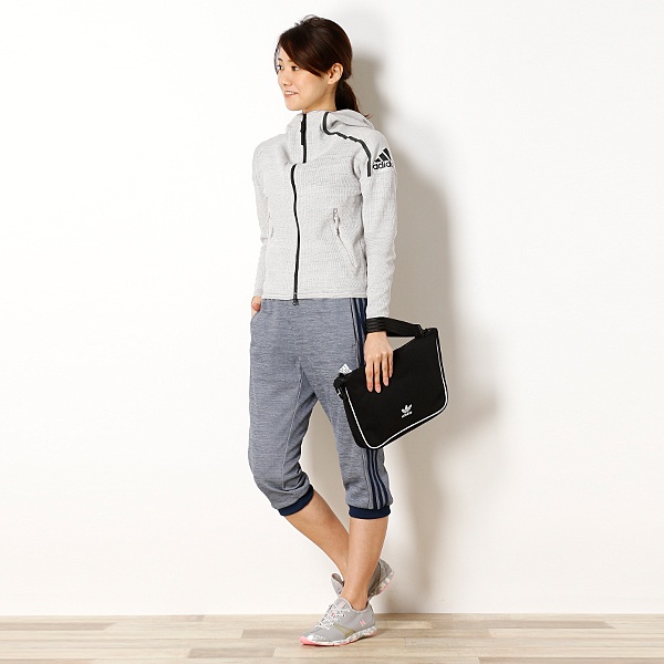 Túi Adidas cầm tay Original