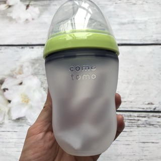 Bình sữa commo hệ thống vai hai chiều chống sặc