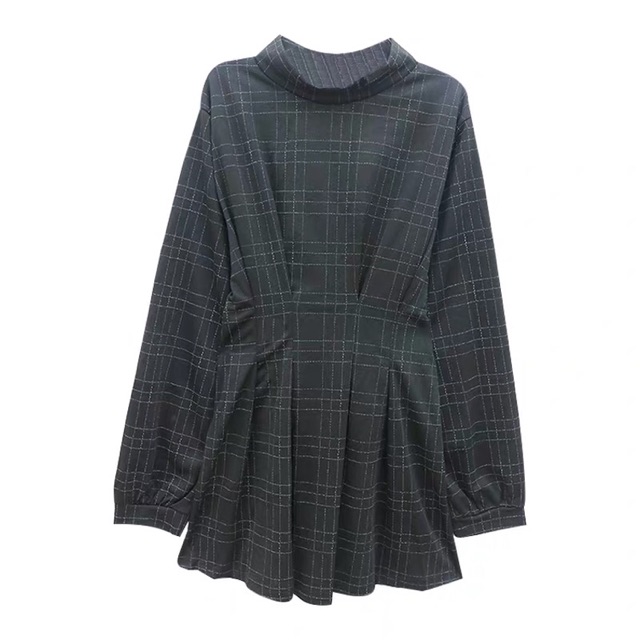 Váy sơ mi kẻ cổ tàu