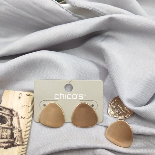 Bông tai vintage mạ vàng