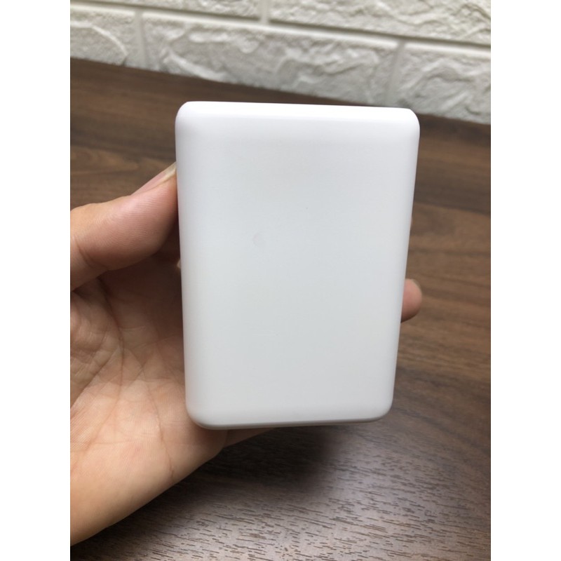 [Like new 99%] Pin sạc dự phòng Li-polymer 10000mAH UMETRAVEL TRIP10C - chính hãng