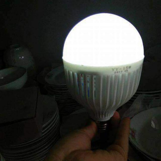 Bóng đèn tích điện