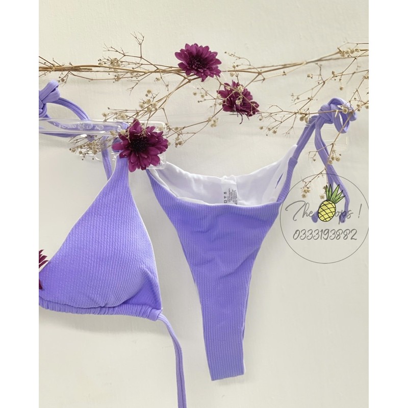 Bikini 2 mảnh kiểu dáng basic, màu sắc trendy