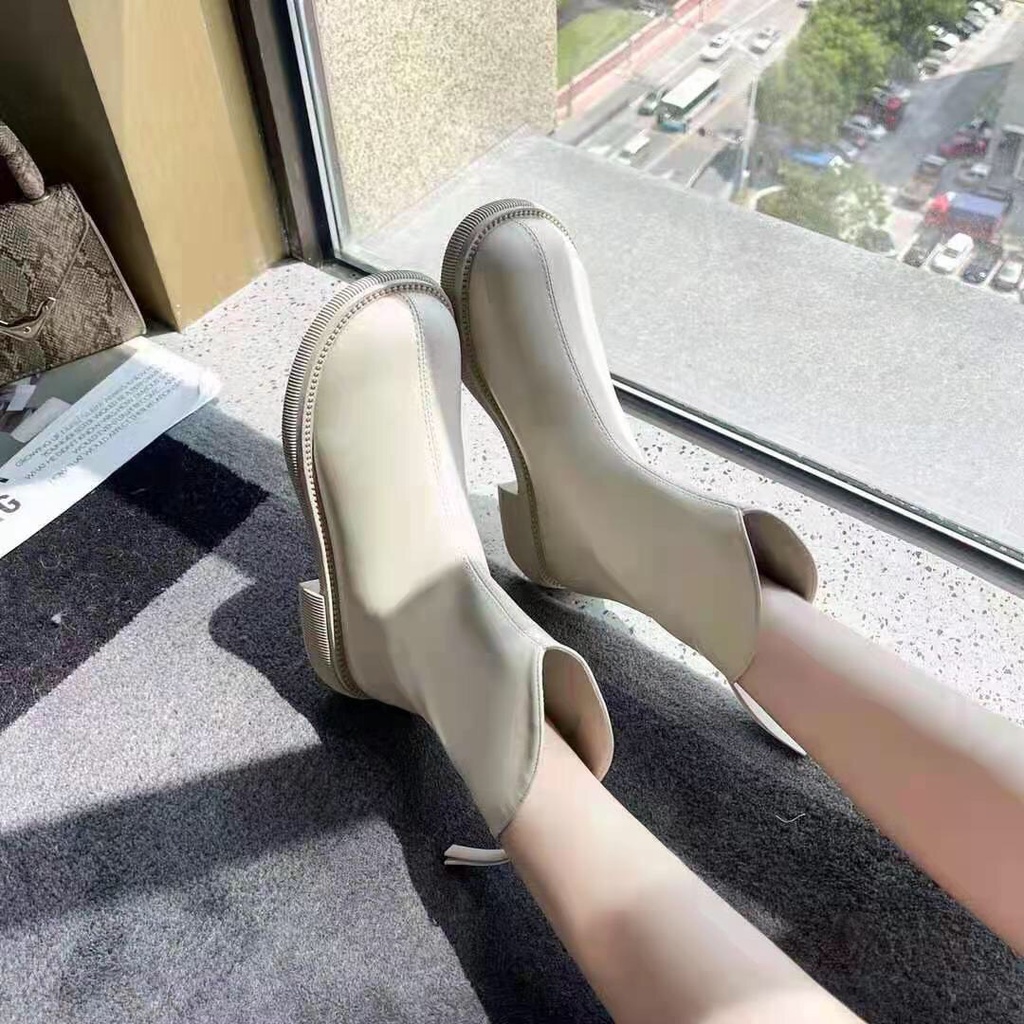[HÀNG ĐANG VỀ] Giày bốt martin cổ vát V style ullzang B010