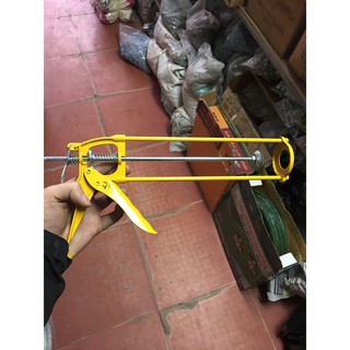 DỤNG CỤ BẮN KEO SILICON MÀU VÀNG LOẠI RẺ