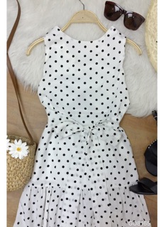 Đầm maxi hở lưng chấm bi thắt dây nơ