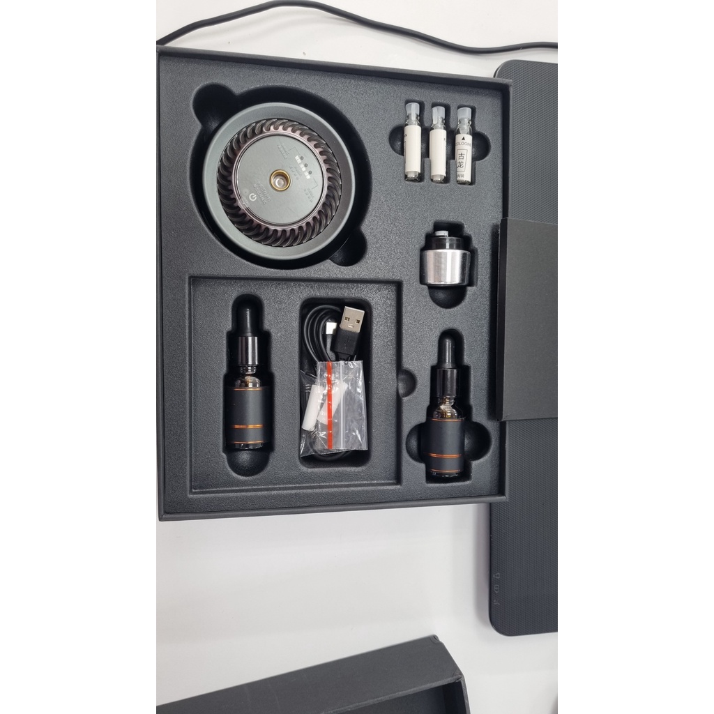 Bộ khuếch tán nước hoa ô tô thông minh JR-CP007- Top sản phẩm khử mùi ô tô - Top sản phẩm nước hoa ô tô