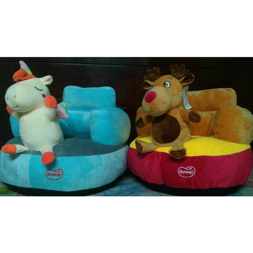 Ghế sofa tập ngồi Huggies cho bé