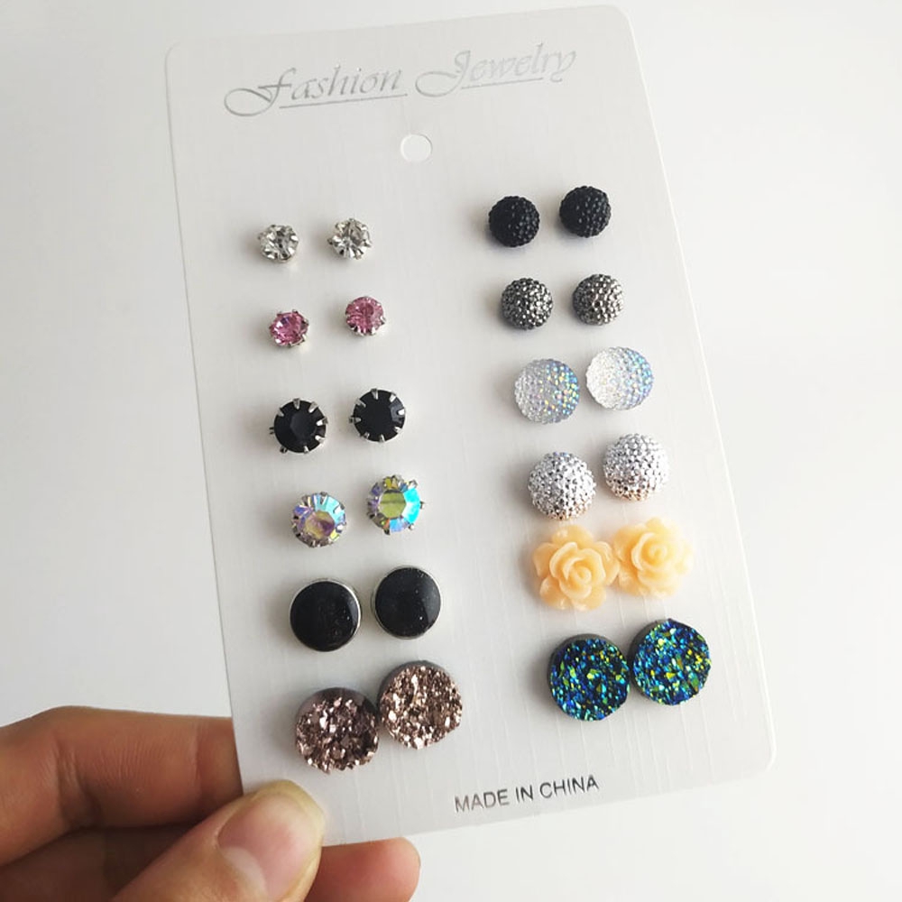 12 Đôi khuyên tai tròn nhiều thiết kế xinh xắn