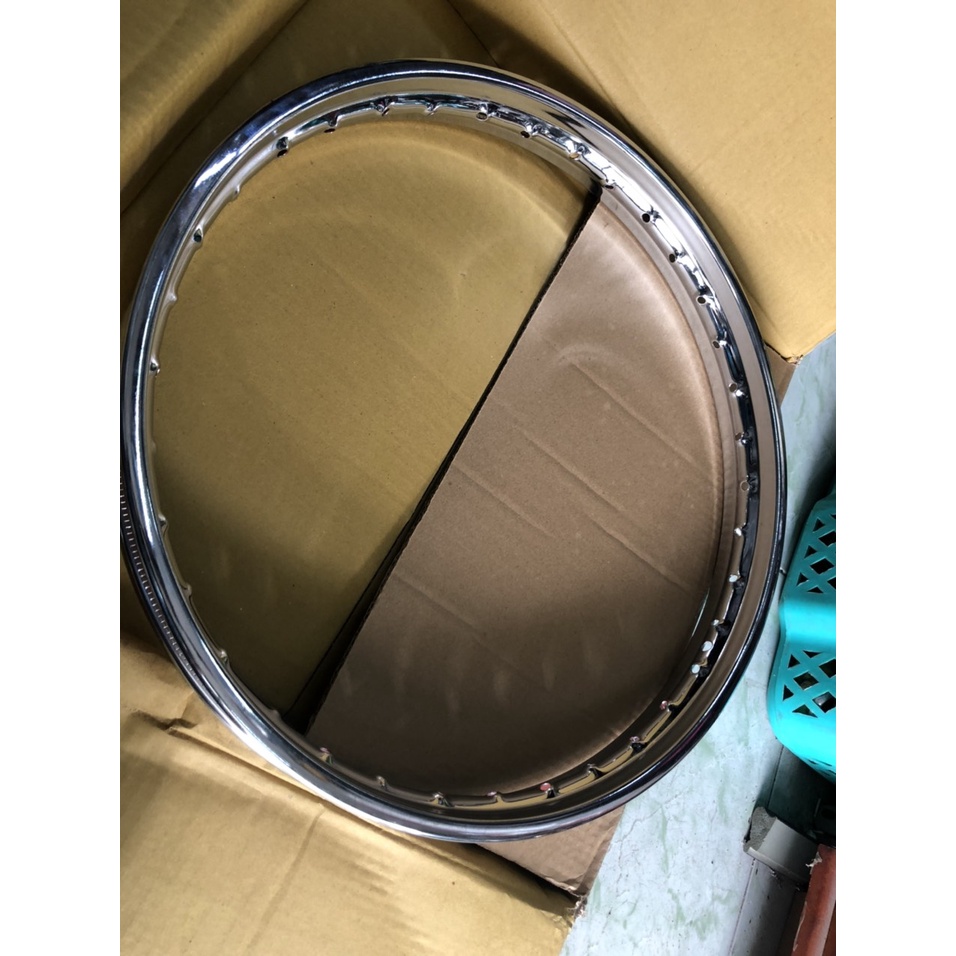 Bán lẽ 01 cái Niềng  Goshi  hãng honda cho anh em dọn xe honda 67+ cub +dream...