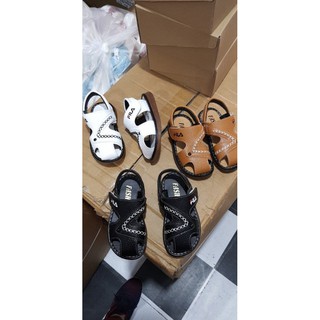 giày sandal fila có đèn cho bé trai