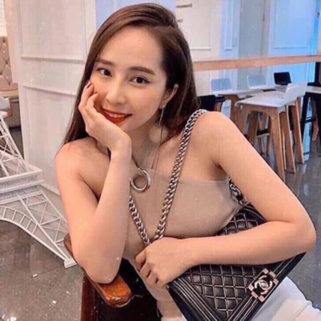 Áo len đan dây đai tròn