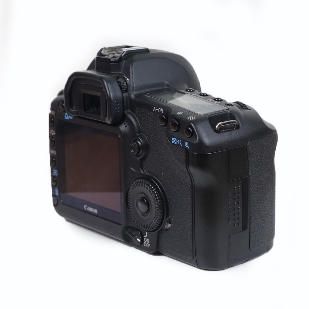 Máy ảnh Canon 5D2 xách Nhật đẹp 97%