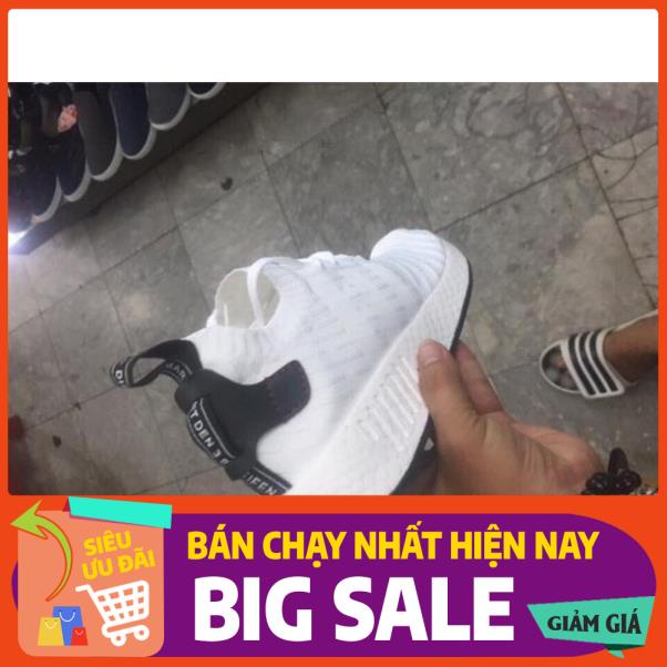 𝐓Ế𝐓 (SALE SỐC_ẢNH THẬT_FULL BOX) GIẦY THỂ THAO Sneaker NMD R2 WHITE BLACK ^ g . )