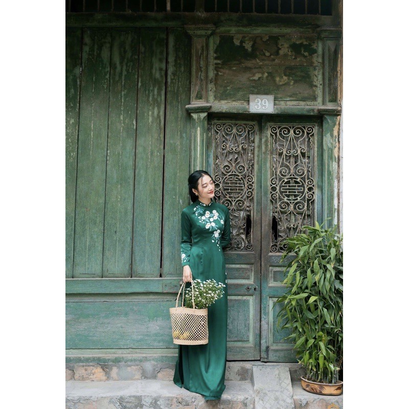 ÁO DÀI LỤA THÊU CÚC HỌA MI
