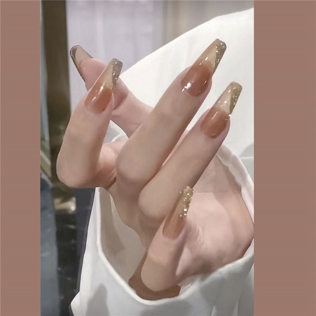 [Hàng mới về] Set 24 móng tay giả kèm keo nhấn thời trang dành cho nữ