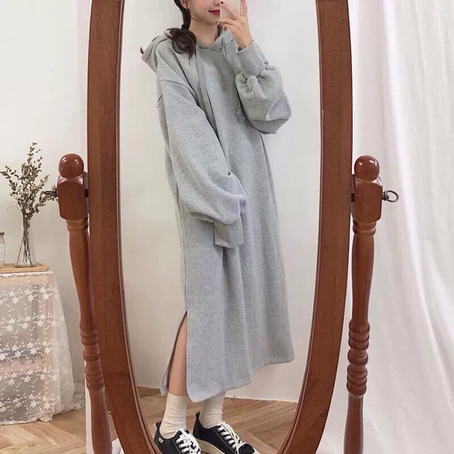 Váy nỉ hoodie mũ xẻ tà