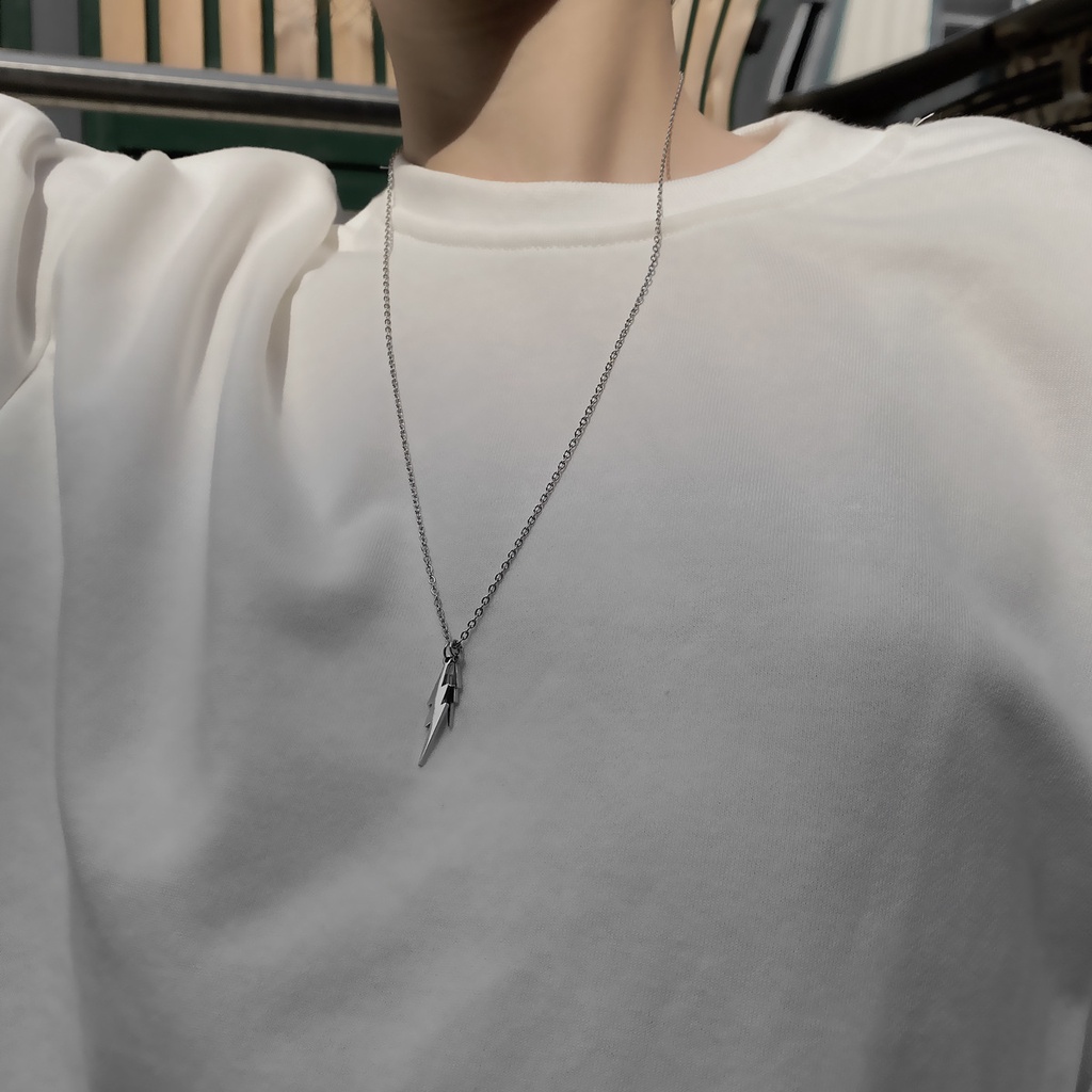 Dây chuyền mặt hình sấm sét bằng thép titan phong cách hiphop cá tính
