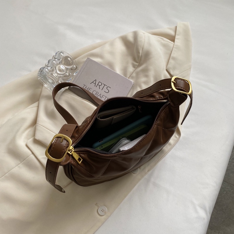 Túi đeo chéo IELGY có khóa dễ điều chỉnh phong cách Hàn Quốc cho nữ