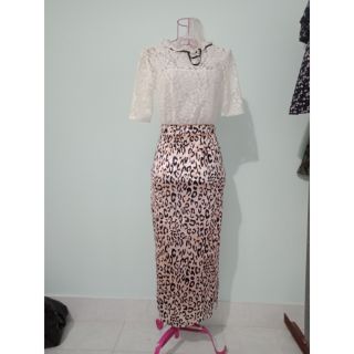 Đầm hoa 280k