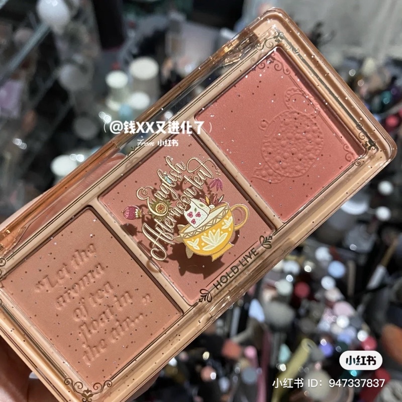 BẢNG MÁ 3 MÀU HOLDLIVE
