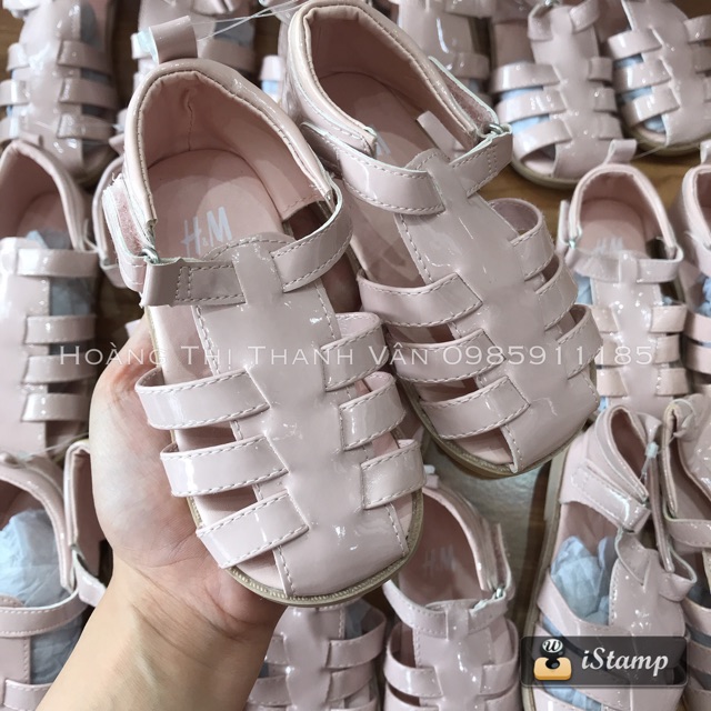 Sandal rọ hồng bé