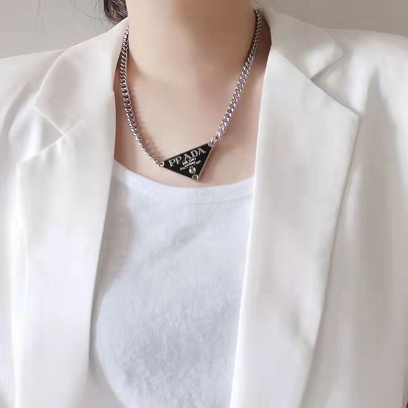 Dây đeo cổ PRADA [HÀNG MỚI VỀ]