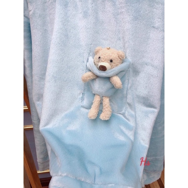 Bộ áo lông xanh kèm gấu nhỏ HSU1