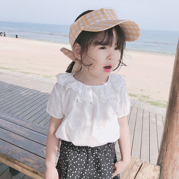 Áo sơ mi trắng bé gái