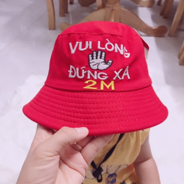 Nón tai bèo cho bé phòng dịch “đứng xa 2M”