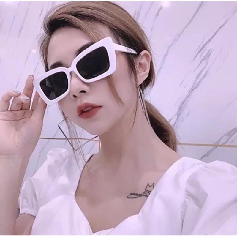 Kính Mát Gọng Vuông Phong Cách Cổ Điển Chống Tia Uv Cho Nam Nữ