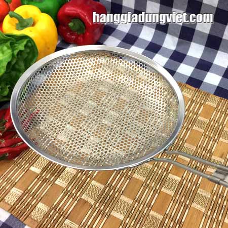 VỢT CHIÊN VỚT RÁO DẦU CÁN INOX 16CM,VÁ CHIÊN VỚT RÁO DẦU CÁN GỖ CHỐNG NÓNG 16X37CM