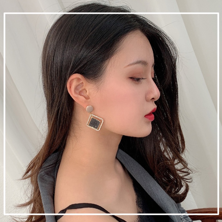 Bông Tai Mạ Bạc 925 Hình Vuông Sang Trọng Cho Nữ