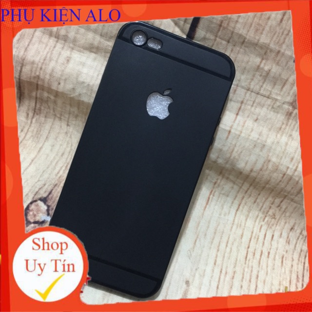 [Mã ELFLASH3 hoàn 10K xu đơn 20K] Ốp iPhone 5 /5S /5SE dẻo đen kẻ ngang khắc táo 4D cực đẹp