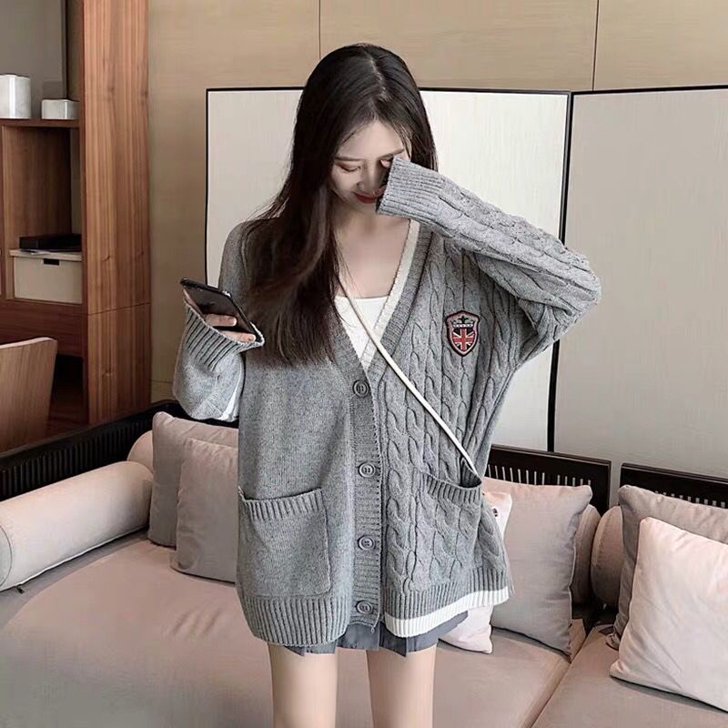 Áo Khoác Len Style Học Sinh 4 Màu Có Logo Tay Dài Chất Đẹp Cho Năm Học Mới | Bé Tiu Clothing | BigBuy360 - bigbuy360.vn