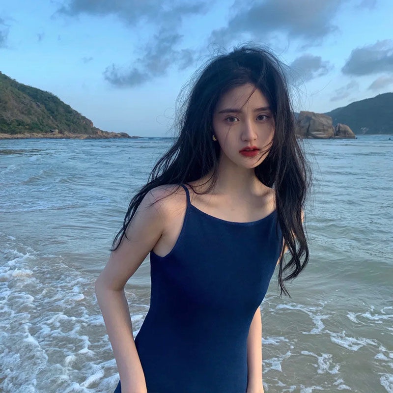 Đầm nữ hai dây dệt kim dáng ôm duyên dáng quyến rũ