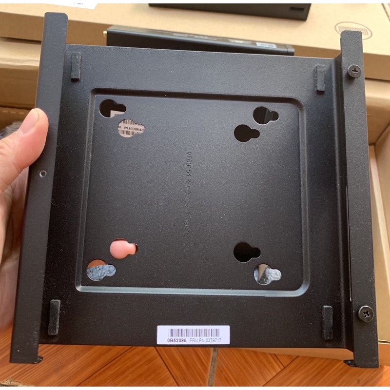 Khung treo tiny Lenovo  và BOX mở rộng tiny Lenovo
