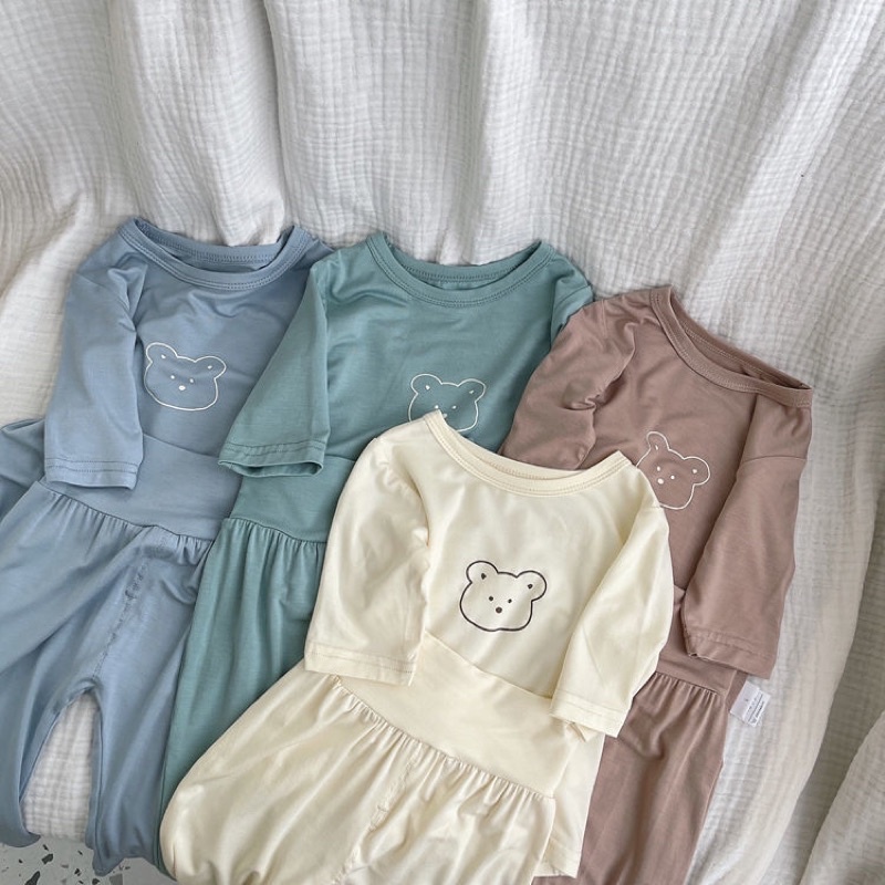Quần áo trẻ em_Bộ dài tay cotton lạnh in hình gấu cute cho bé mặc điều hoà