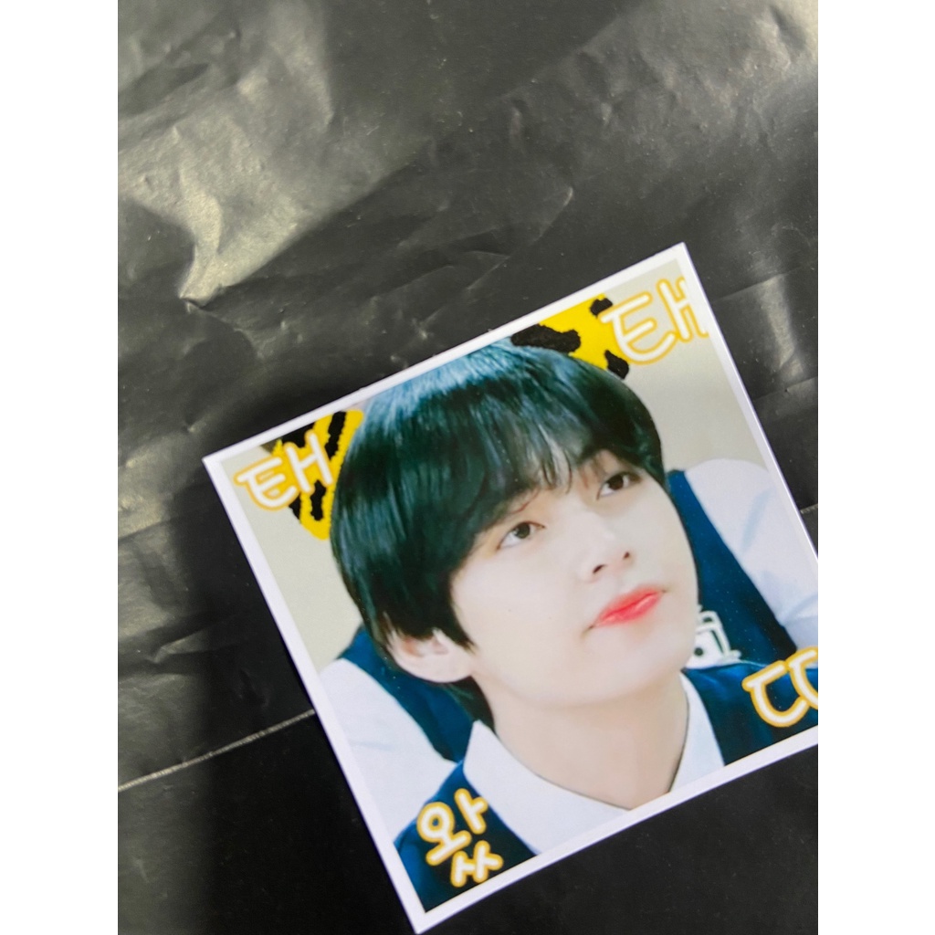 Sticker gói hàng BTS chữ Hàn Quốc
