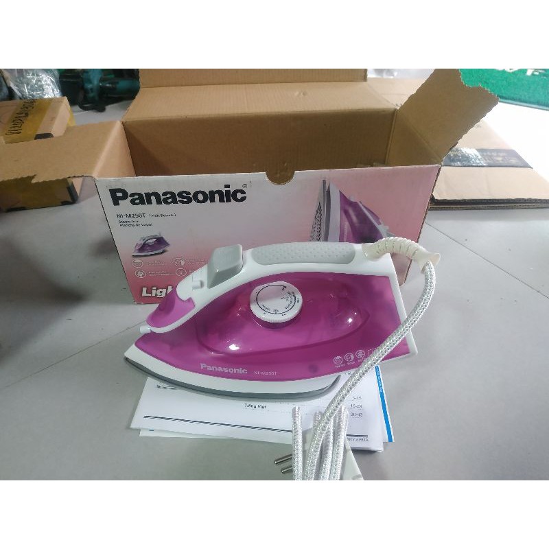 bàn ủi Panasonic hơi nước NI _ M250T